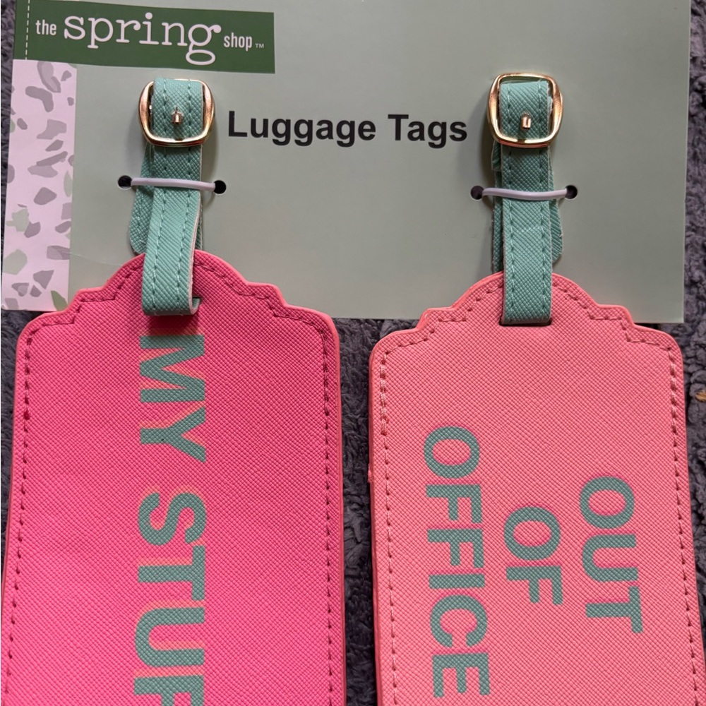 NWT Spring Shop Luggage Tag Set – “Out of Office” & “My Stuff”